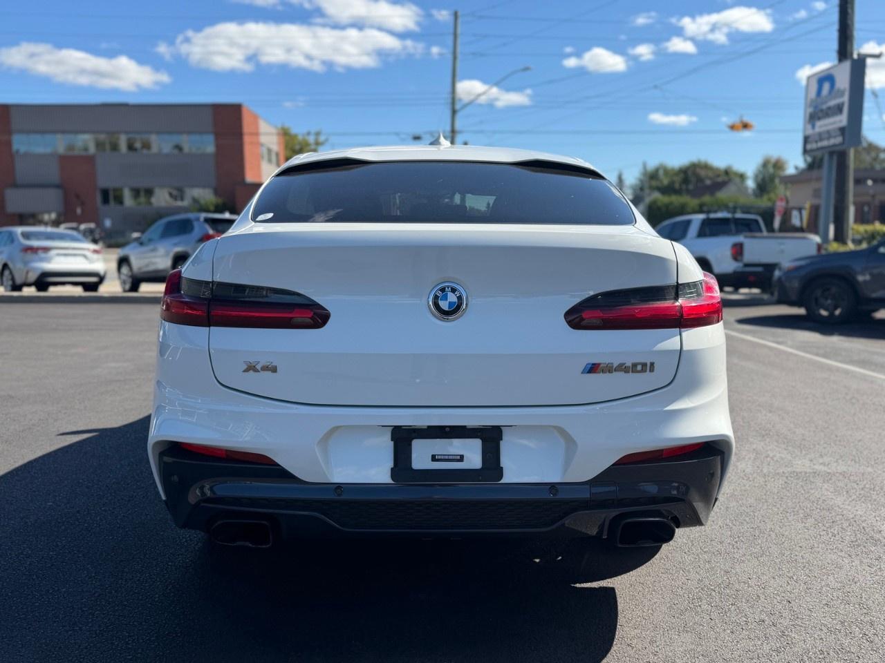 2021 BMW X4 M40i Sports Activity Coupe Photo3