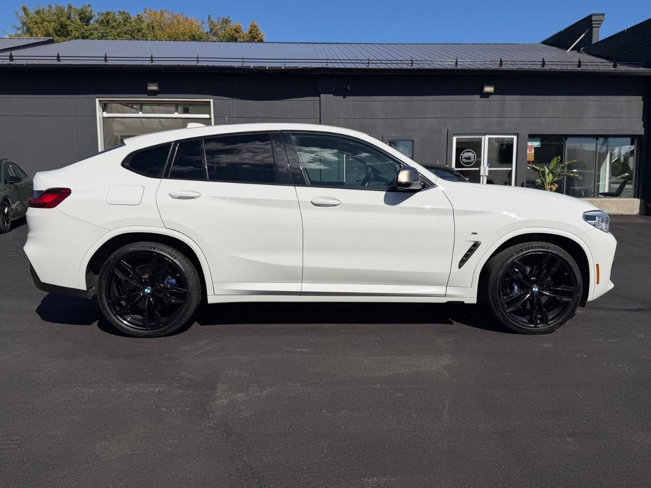 2021 BMW X4 M40i Sports Activity Coupe Photo
