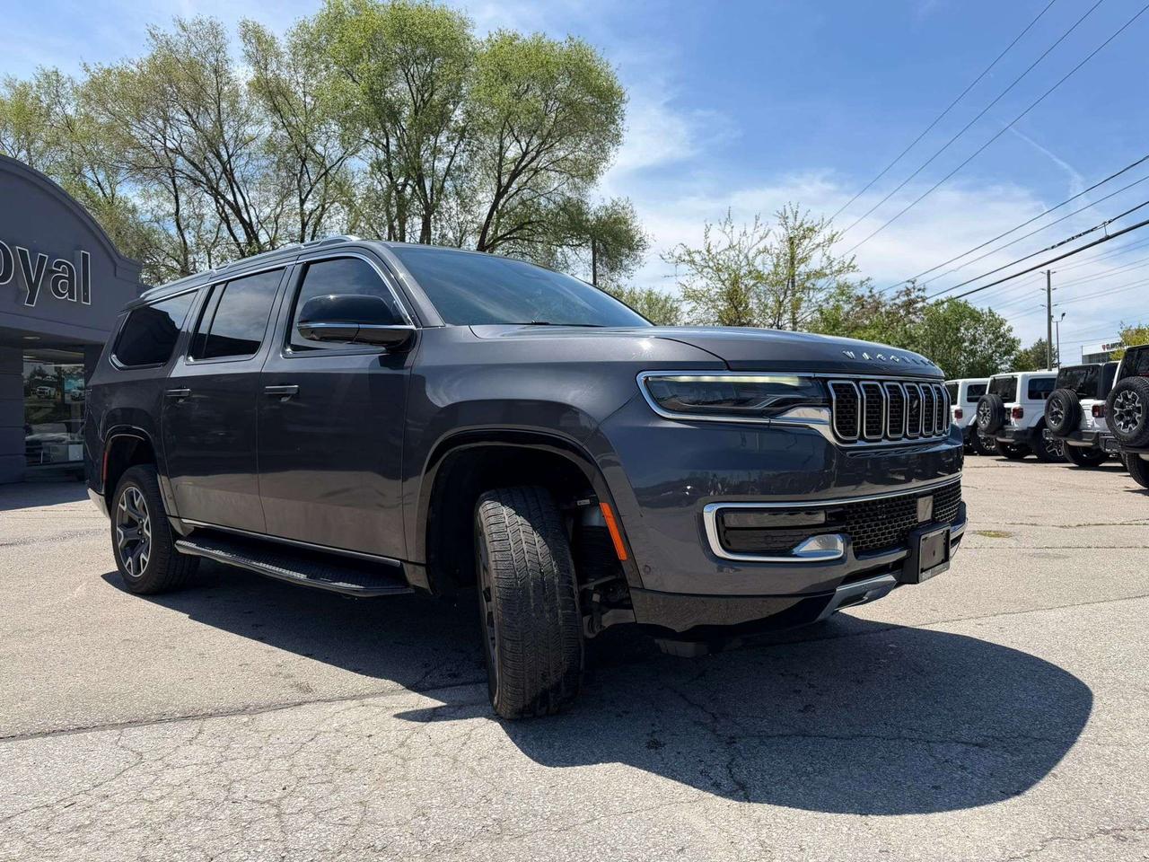 2023 Jeep Wagoneer Series II Photo