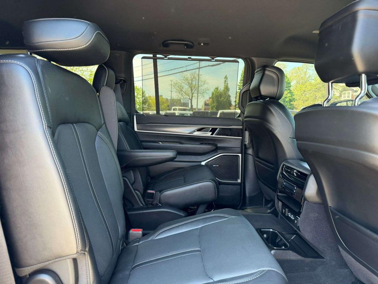 2023 Jeep Wagoneer Series II Photo