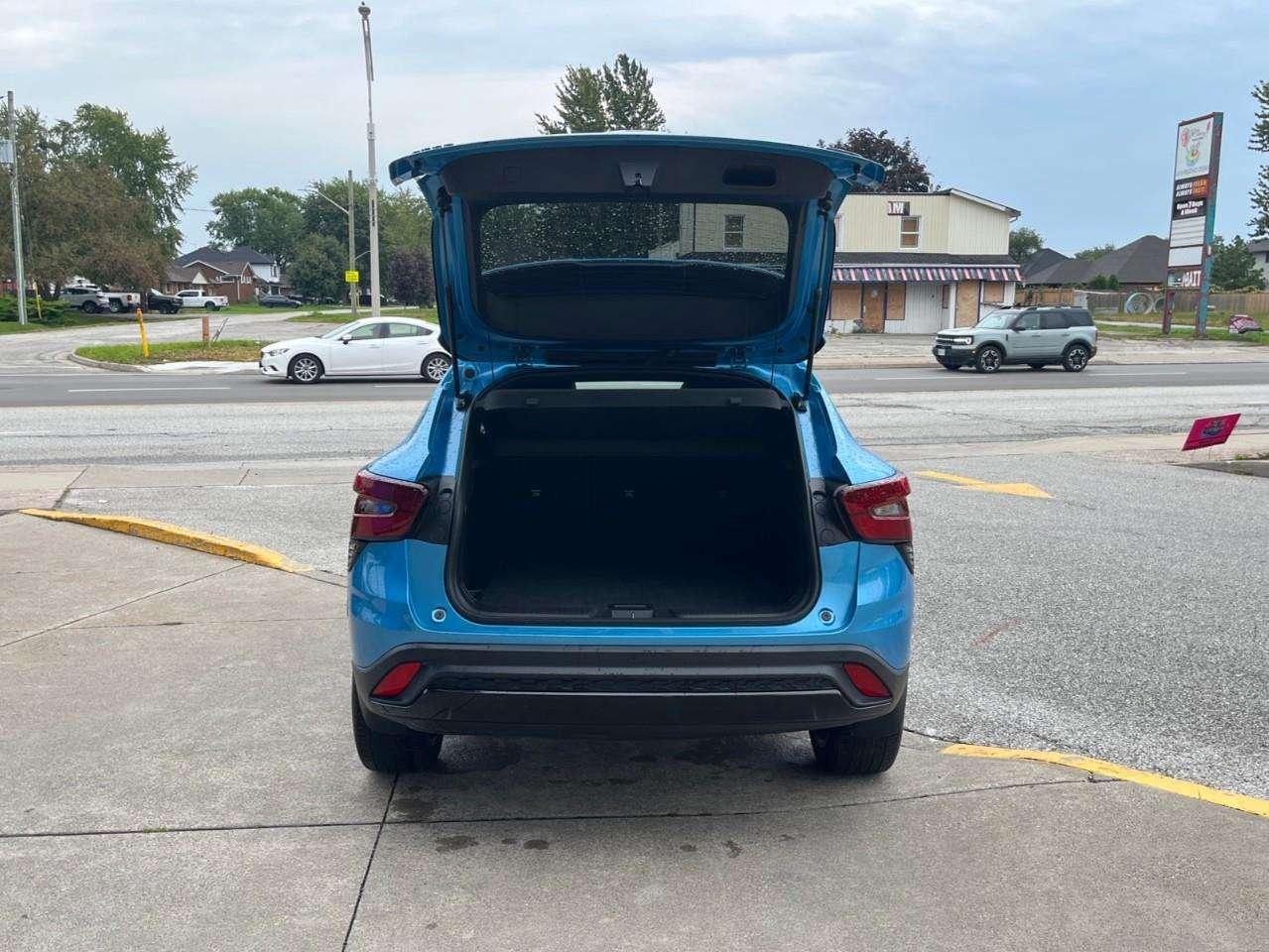 2025 Chevrolet Trax 2RS CPO RATES APPLY! Photo