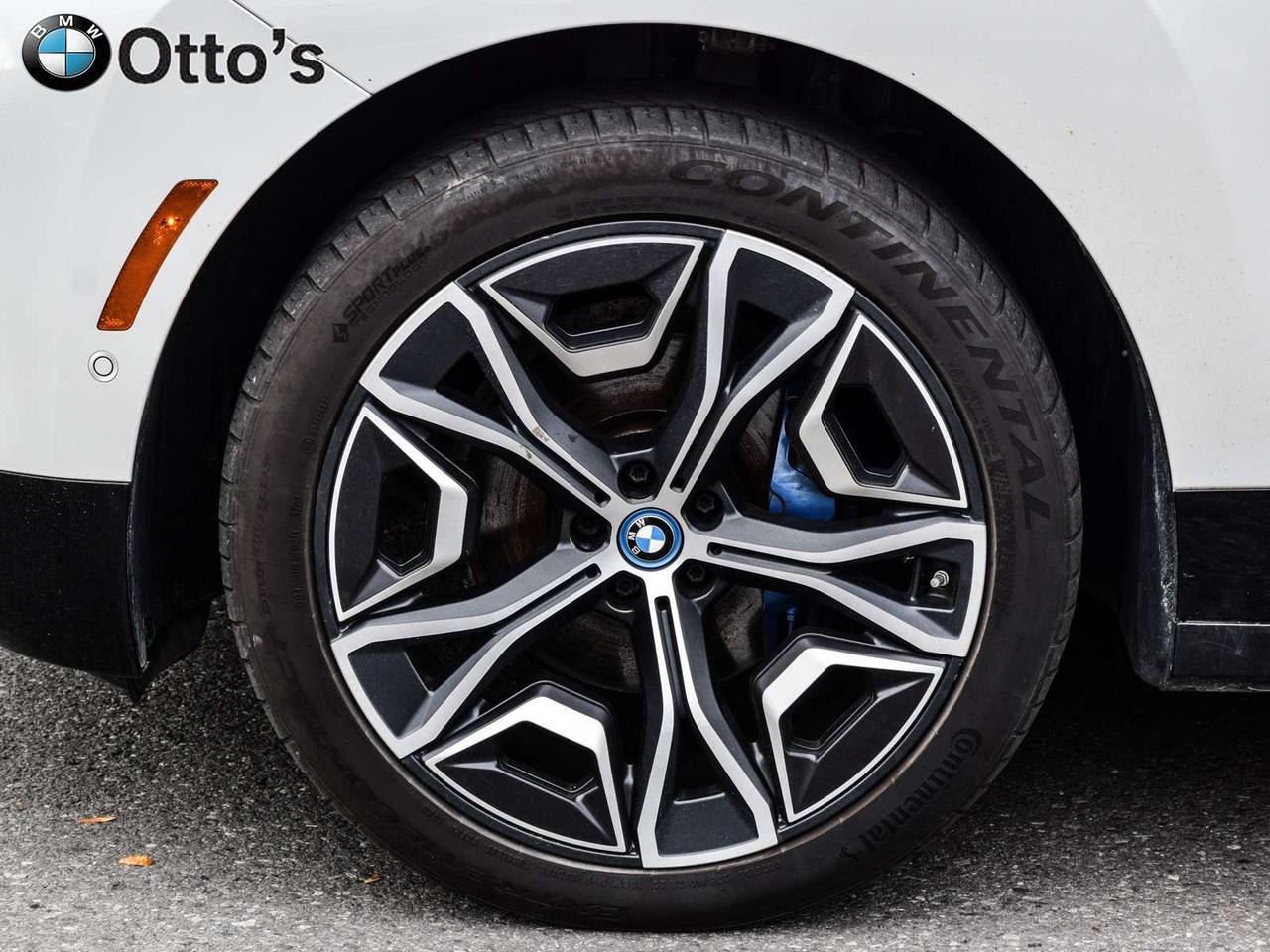 2023 BMW iX xDrive40 Premium Enhanced Sport Package Photo