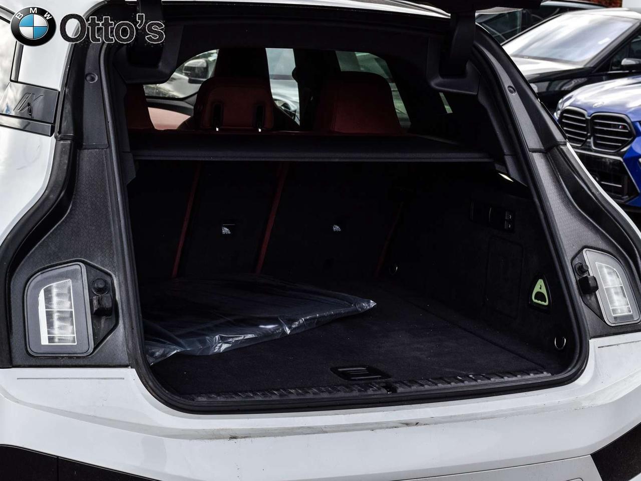 2023 BMW iX xDrive40 Premium Enhanced Sport Package Photo