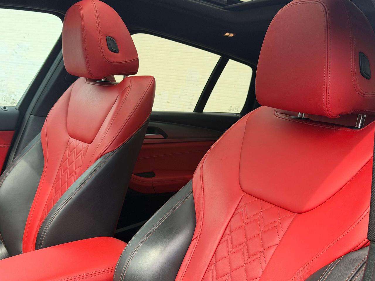 2021 BMW X4 XDRIVE30I   NO ACCIDENT   RED INTERIOR   HEAD-UP DISPLAY   HARMAN KARDON Photo