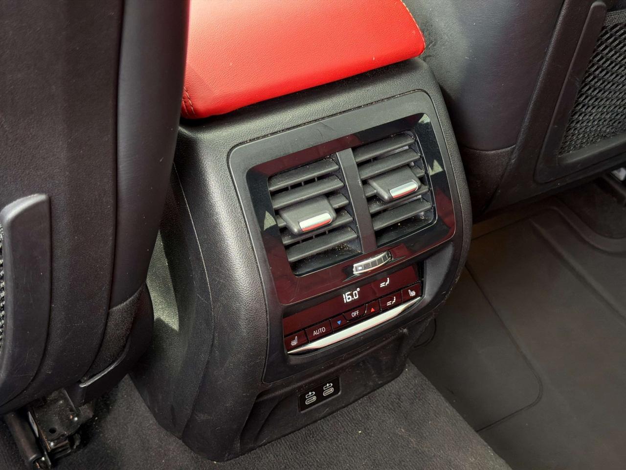 2021 BMW X4 XDRIVE30I   NO ACCIDENT   RED INTERIOR   HEAD-UP DISPLAY   HARMAN KARDON Photo