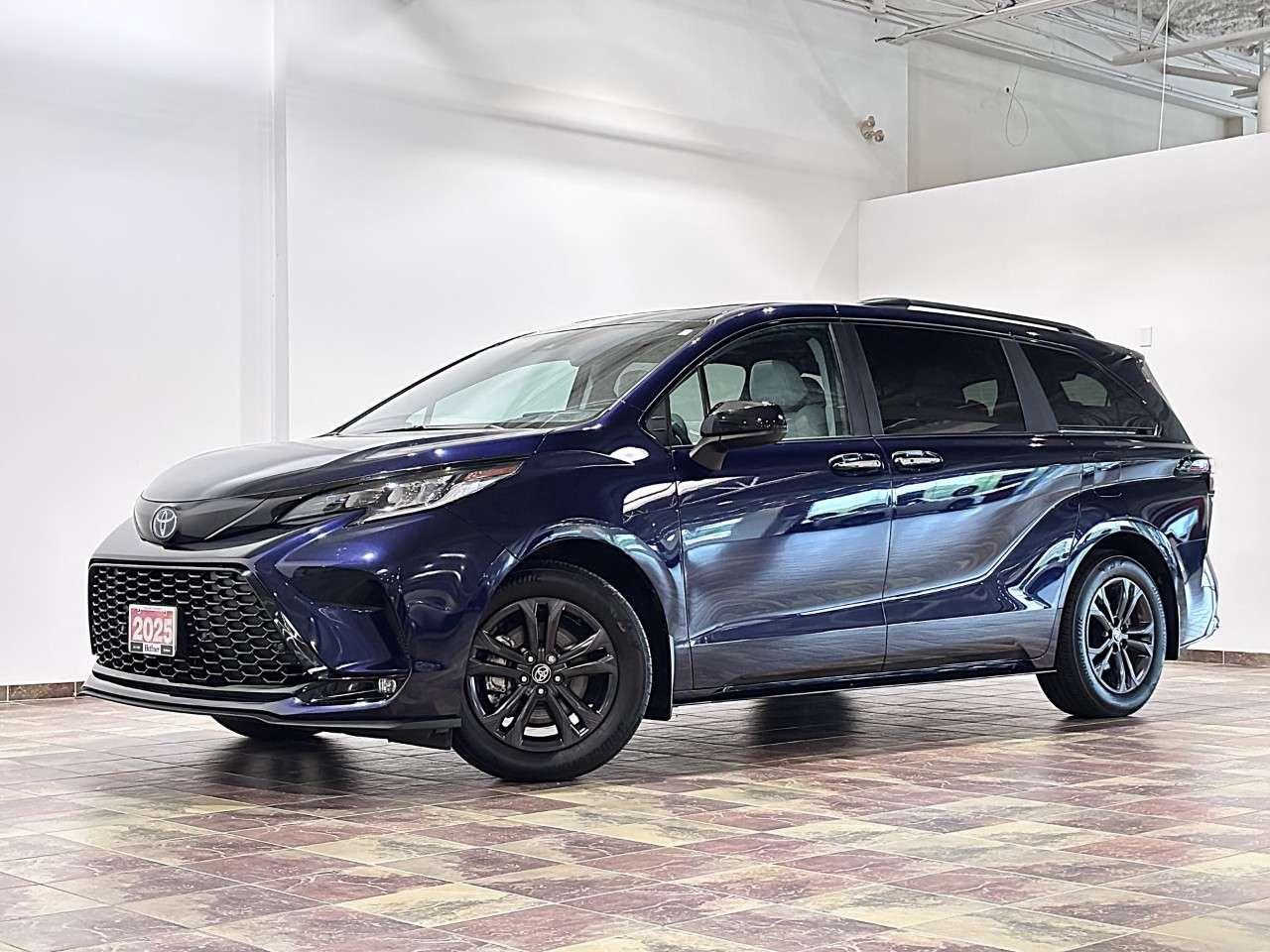 2025 Toyota Sienna XSE 7-Passenger AWD Photo5
