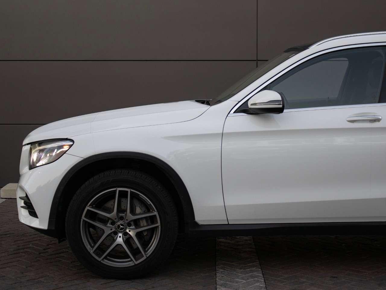 2018 Mercedes-Benz GLC GLC 300 4MATIC SUV Photo5