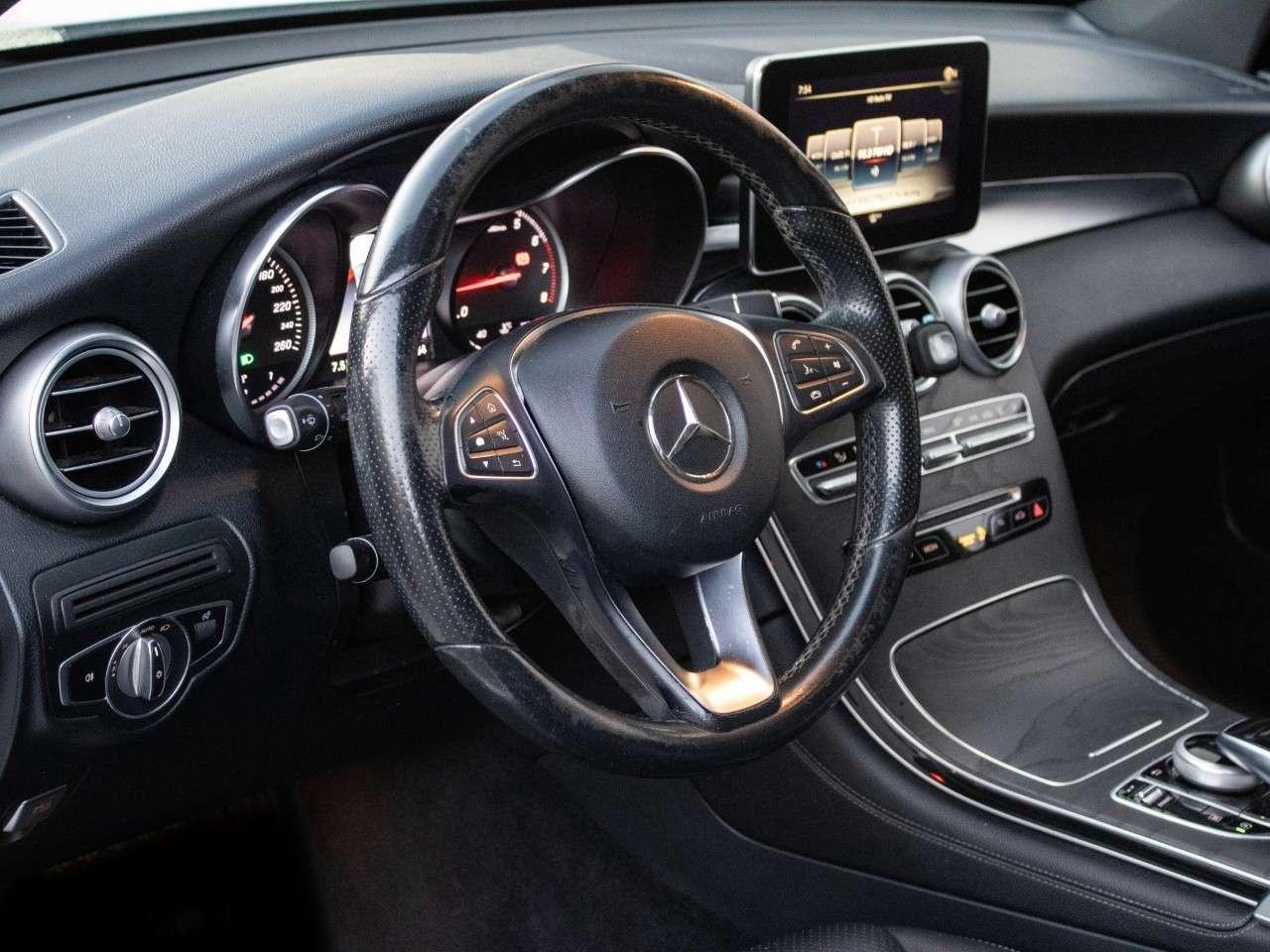 2018 Mercedes-Benz GLC GLC 300 4MATIC SUV Photo