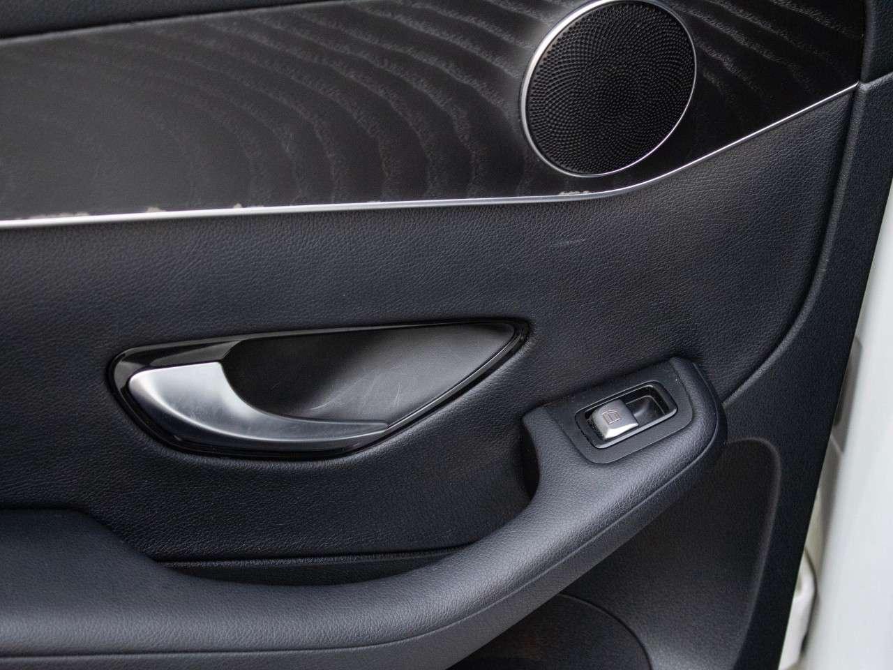 2018 Mercedes-Benz GLC GLC 300 4MATIC SUV Photo