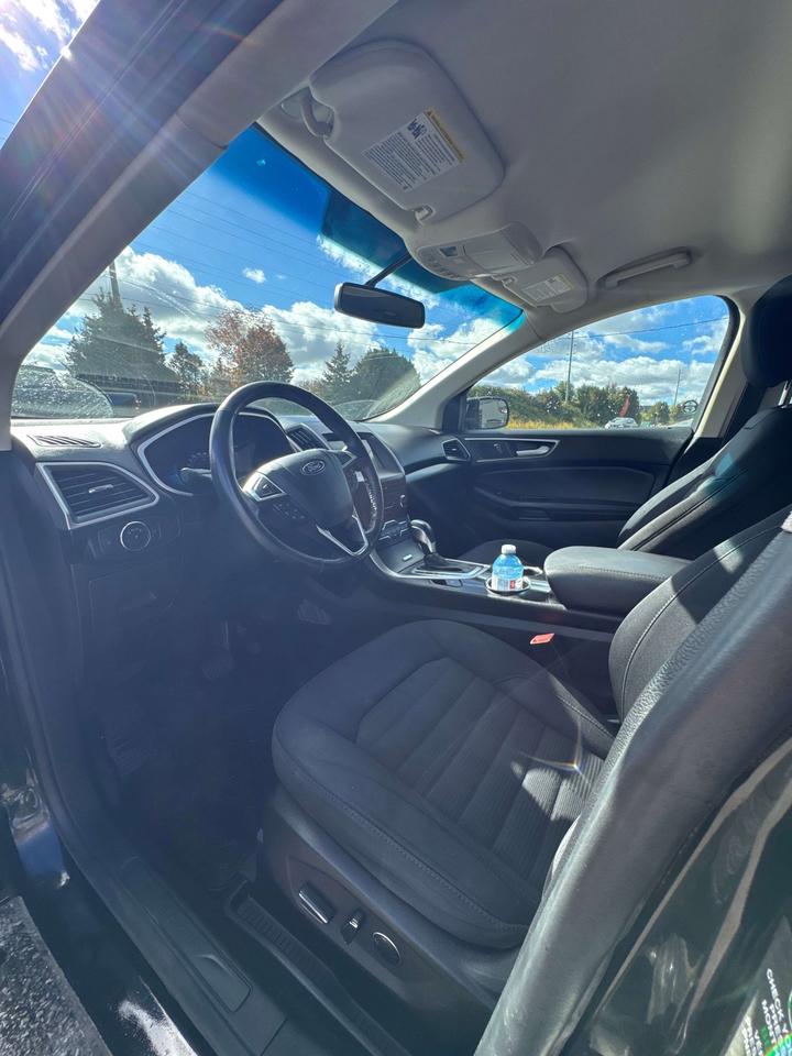 2016 Ford Edge SEL Photo