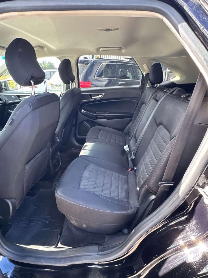 2016 Ford Edge SEL Photo