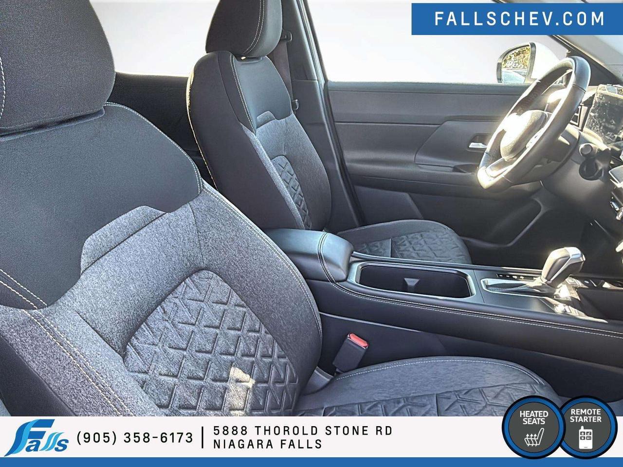 2025 Nissan Kicks SV H.SEATS,REARCAM Photo