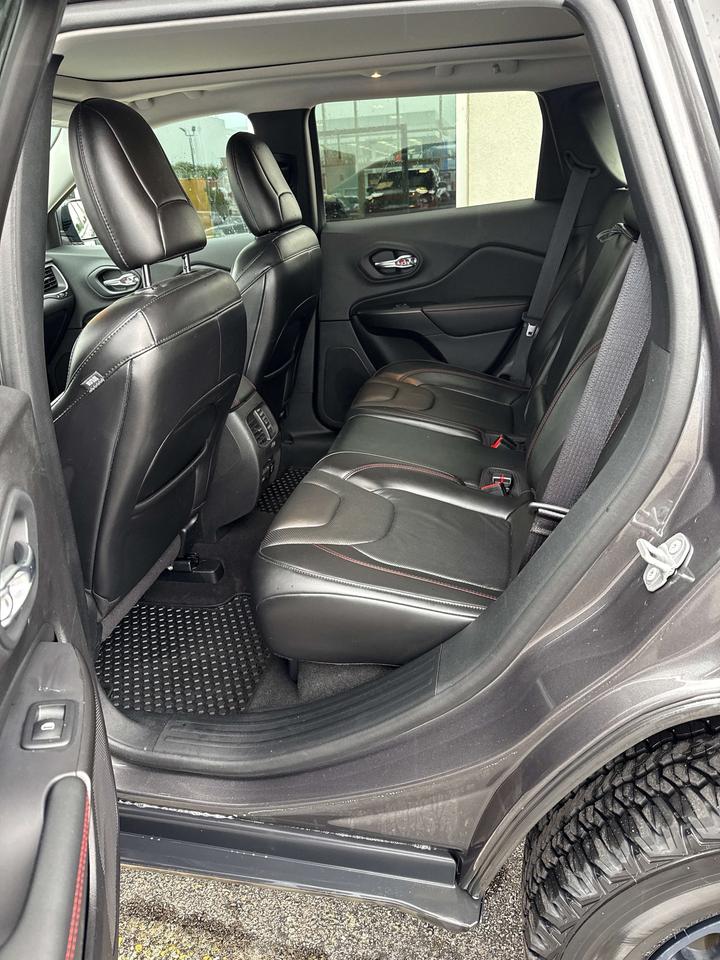 2020 Jeep Cherokee Trailhawk Elite Photo