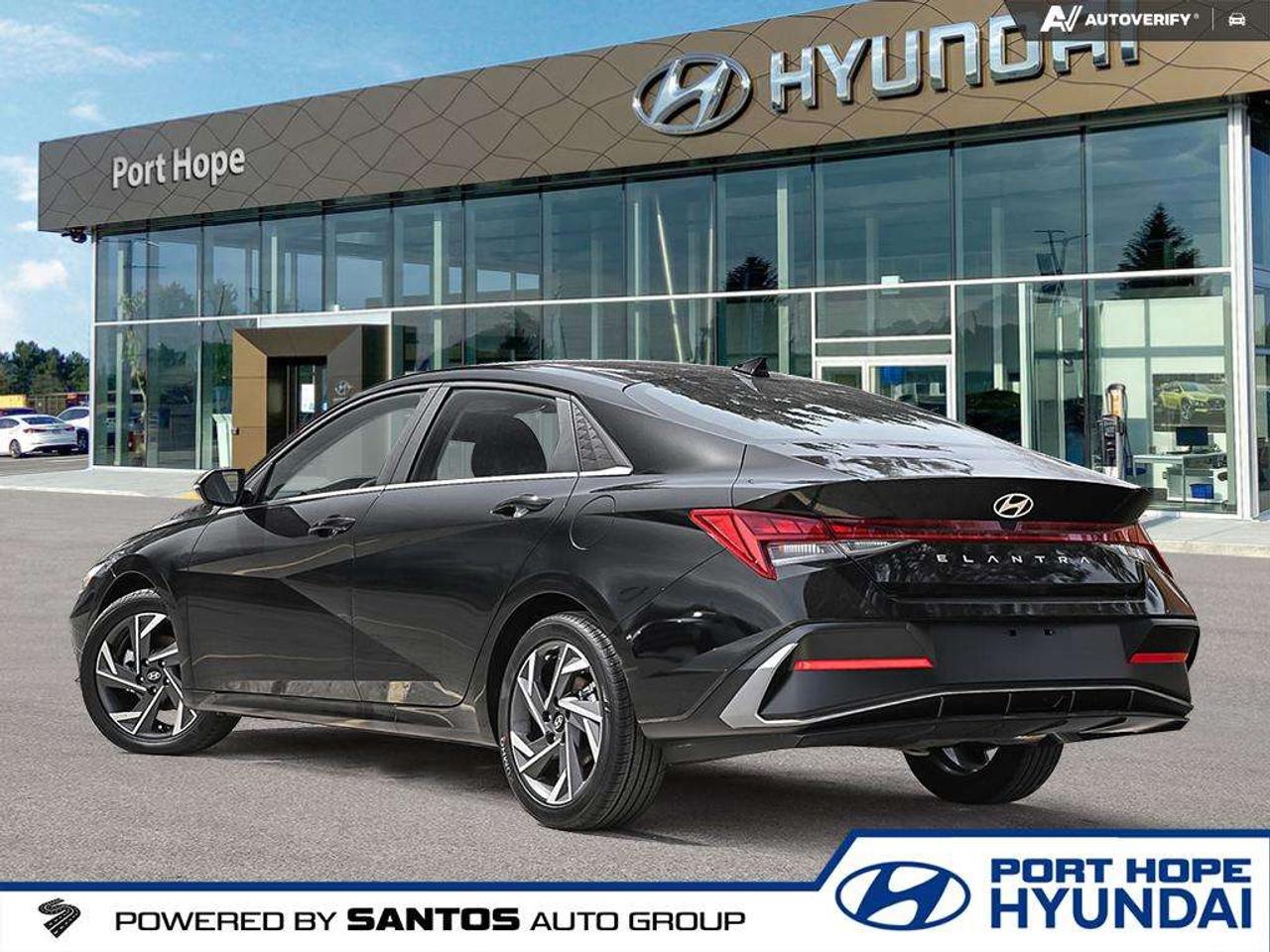 2026 Hyundai Elantra Luxury IVT Photo