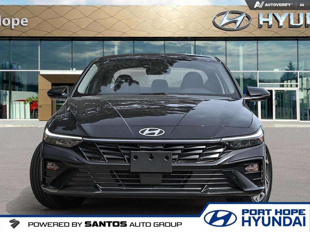 2026 Hyundai Elantra Luxury IVT Photo5