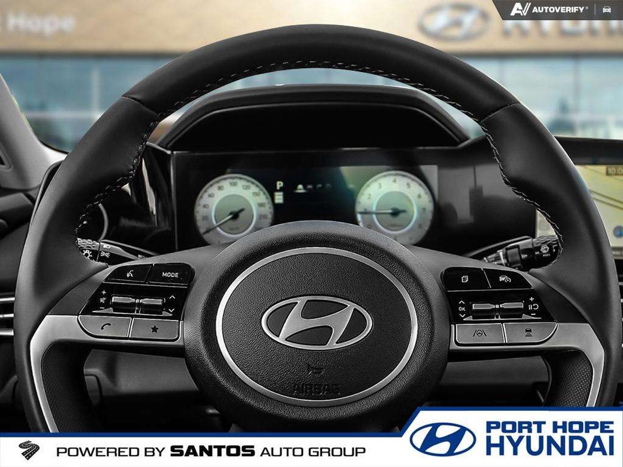 2026 Hyundai Elantra Luxury IVT Photo