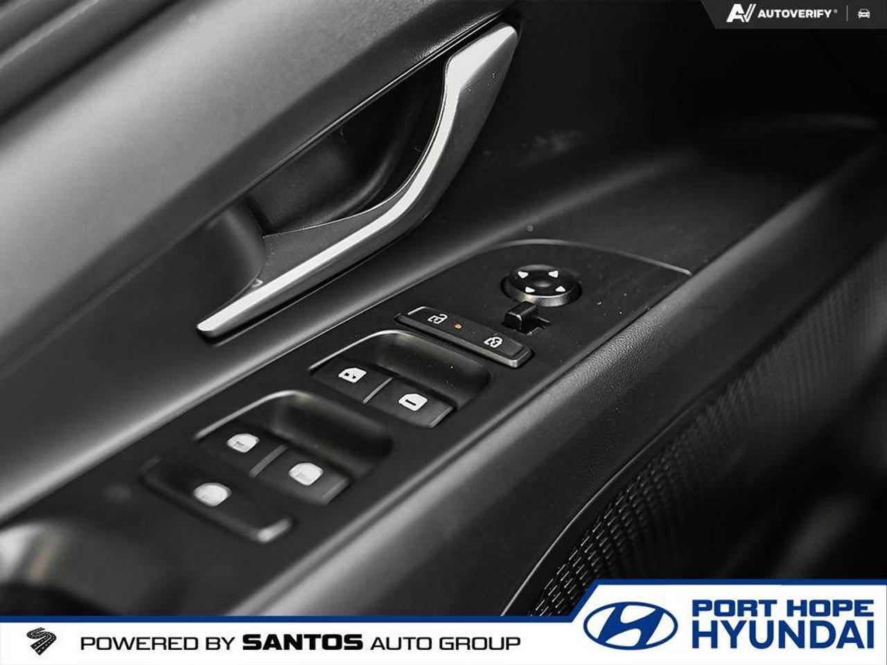 2026 Hyundai Elantra Luxury IVT Photo