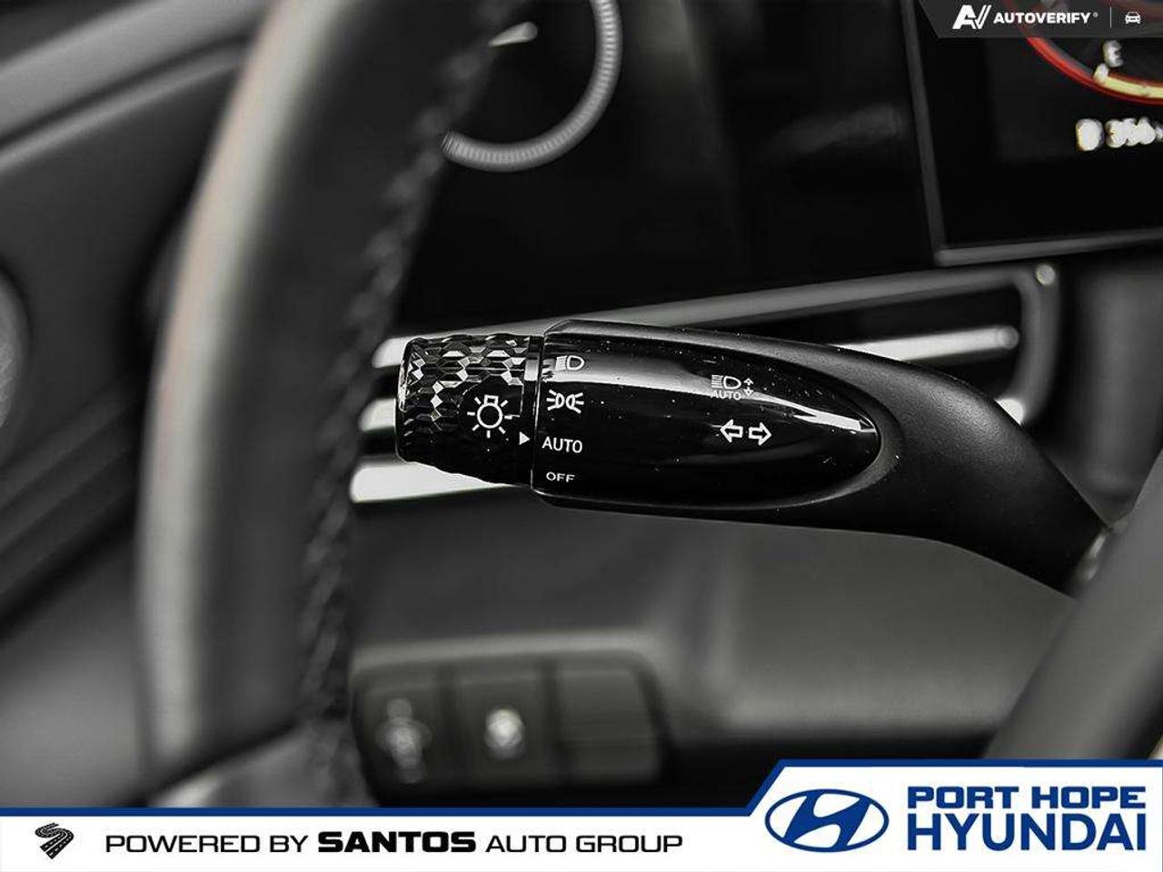 2026 Hyundai Elantra Luxury IVT Photo