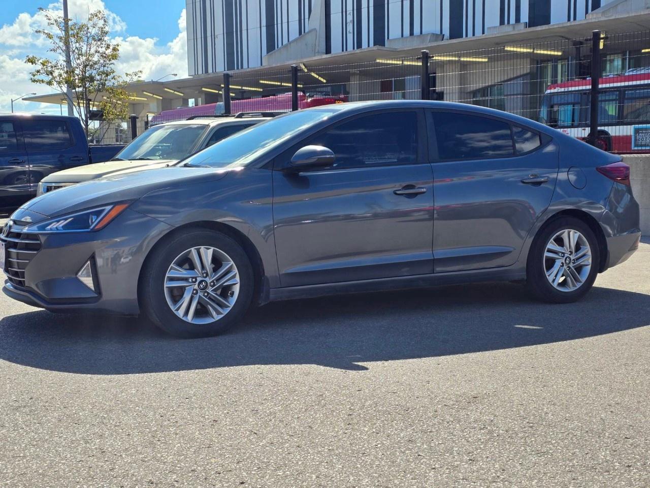 2020 Hyundai Elantra Preferred IVT Photo