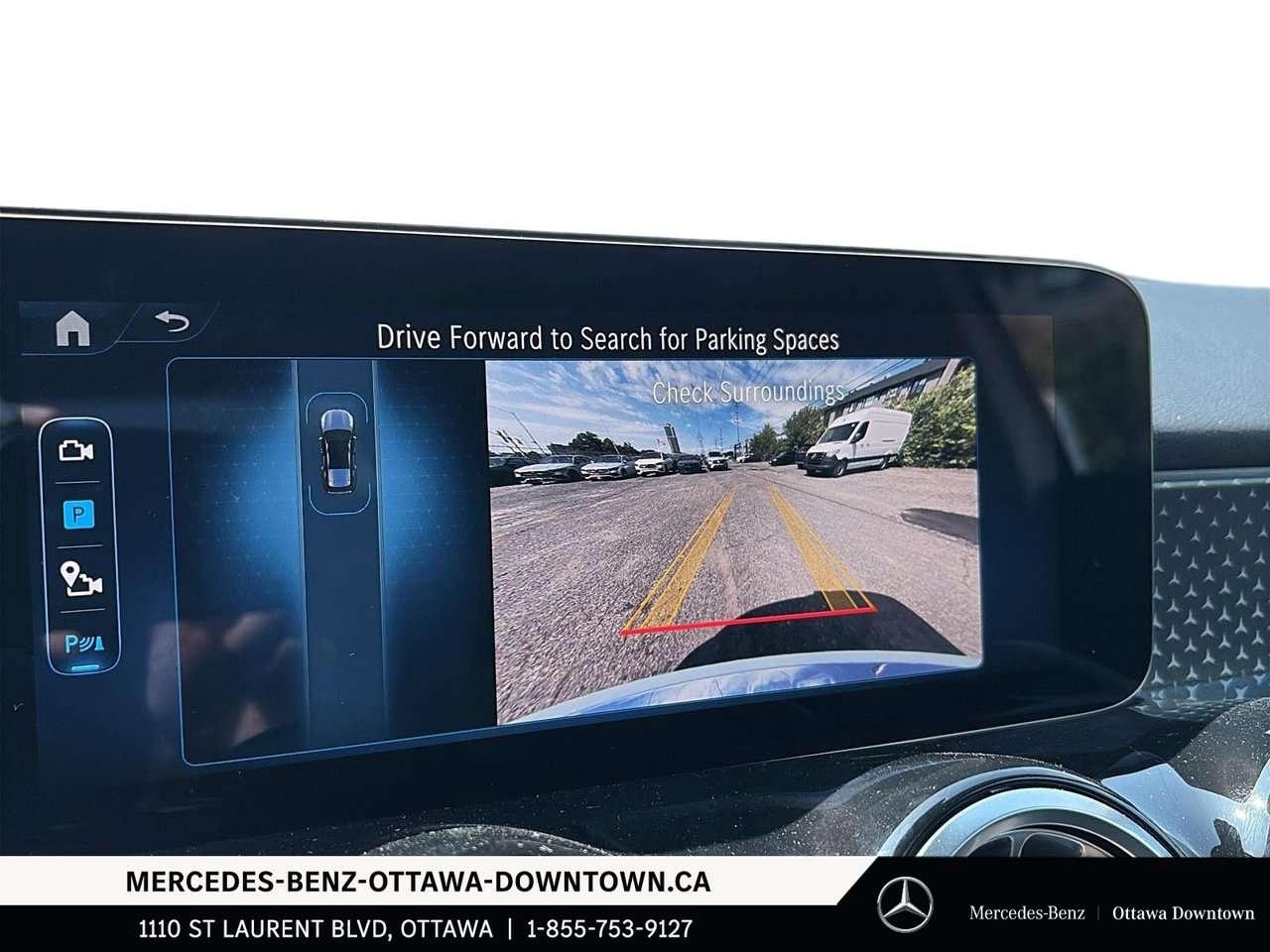 2026 Mercedes-Benz GLB 4MATIC SUV Photo