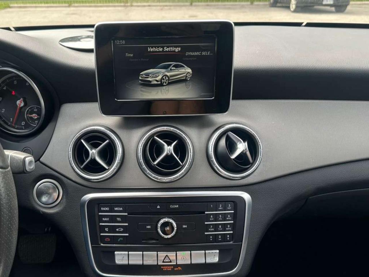2017 Mercedes-Benz C-Class CLA250 AWD   Leather   Alloys   Low Kms. Photo