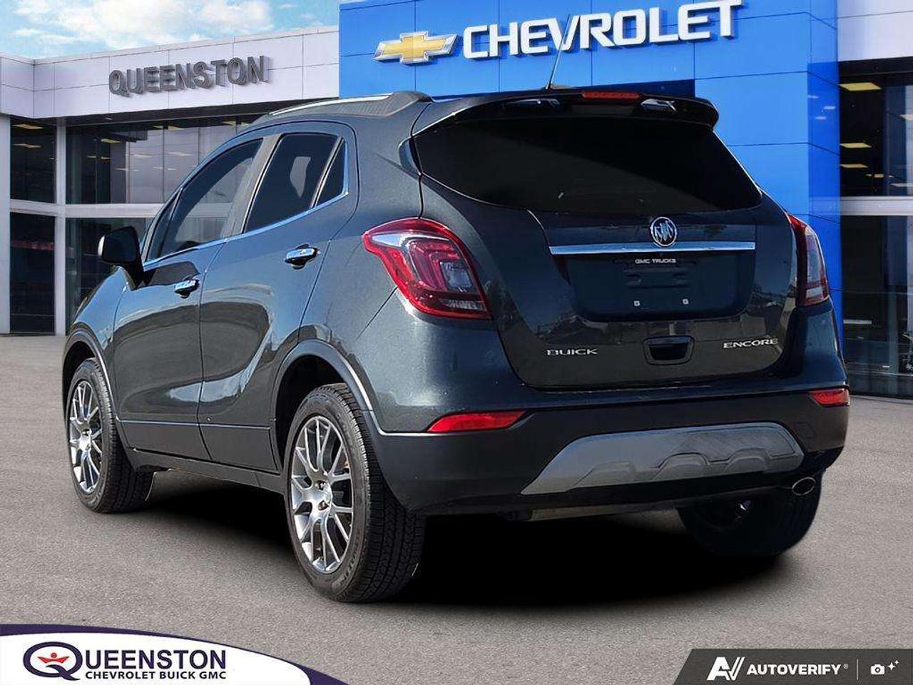 2017 Buick Encore Sport Touring   NO CLAIMS   REMOTE START   LOW KM Photo3