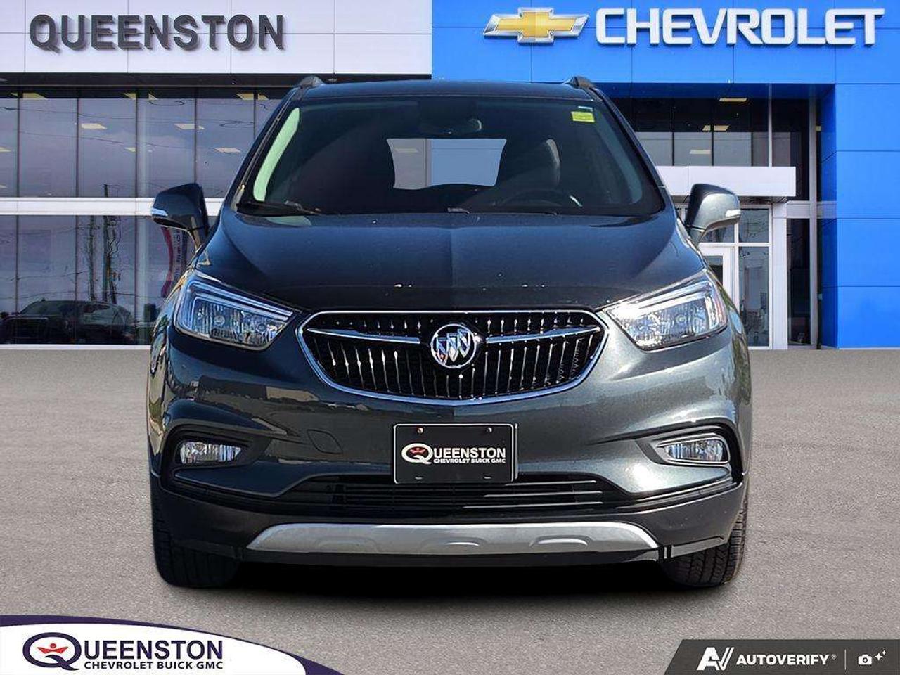 2017 Buick Encore Sport Touring   NO CLAIMS   REMOTE START   LOW KM Photo5