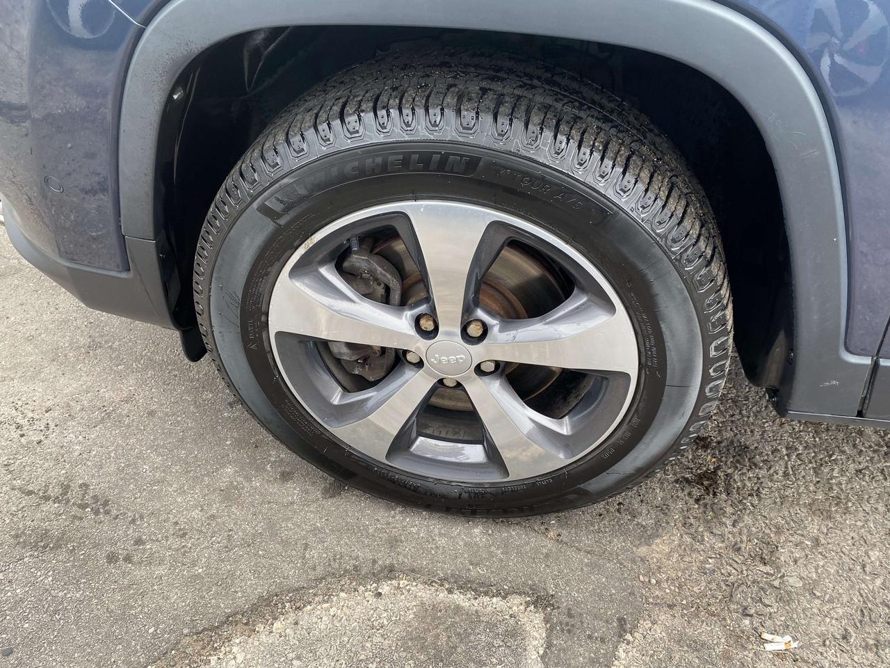 2019 Jeep Cherokee Limited Photo