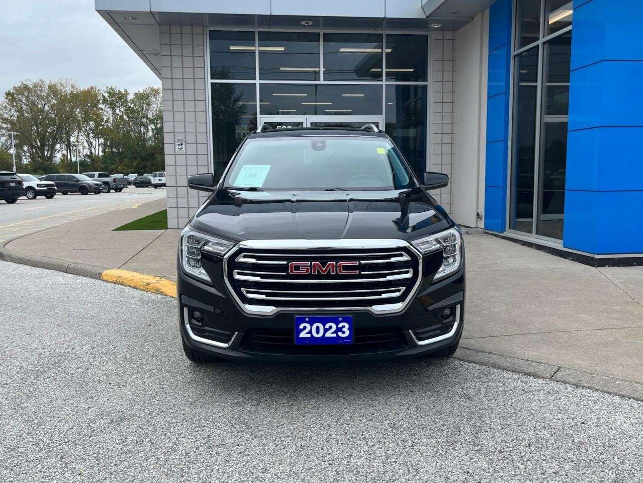 2023 GMC Terrain SLT LOCAL TRADE CPO RATES APPLY!! Photo1