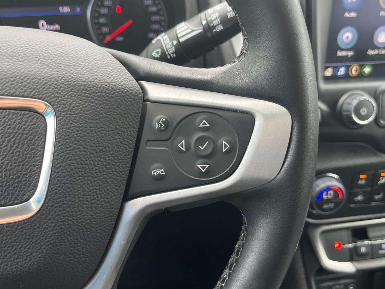 2023 GMC Terrain SLT LOCAL TRADE CPO RATES APPLY!! Photo