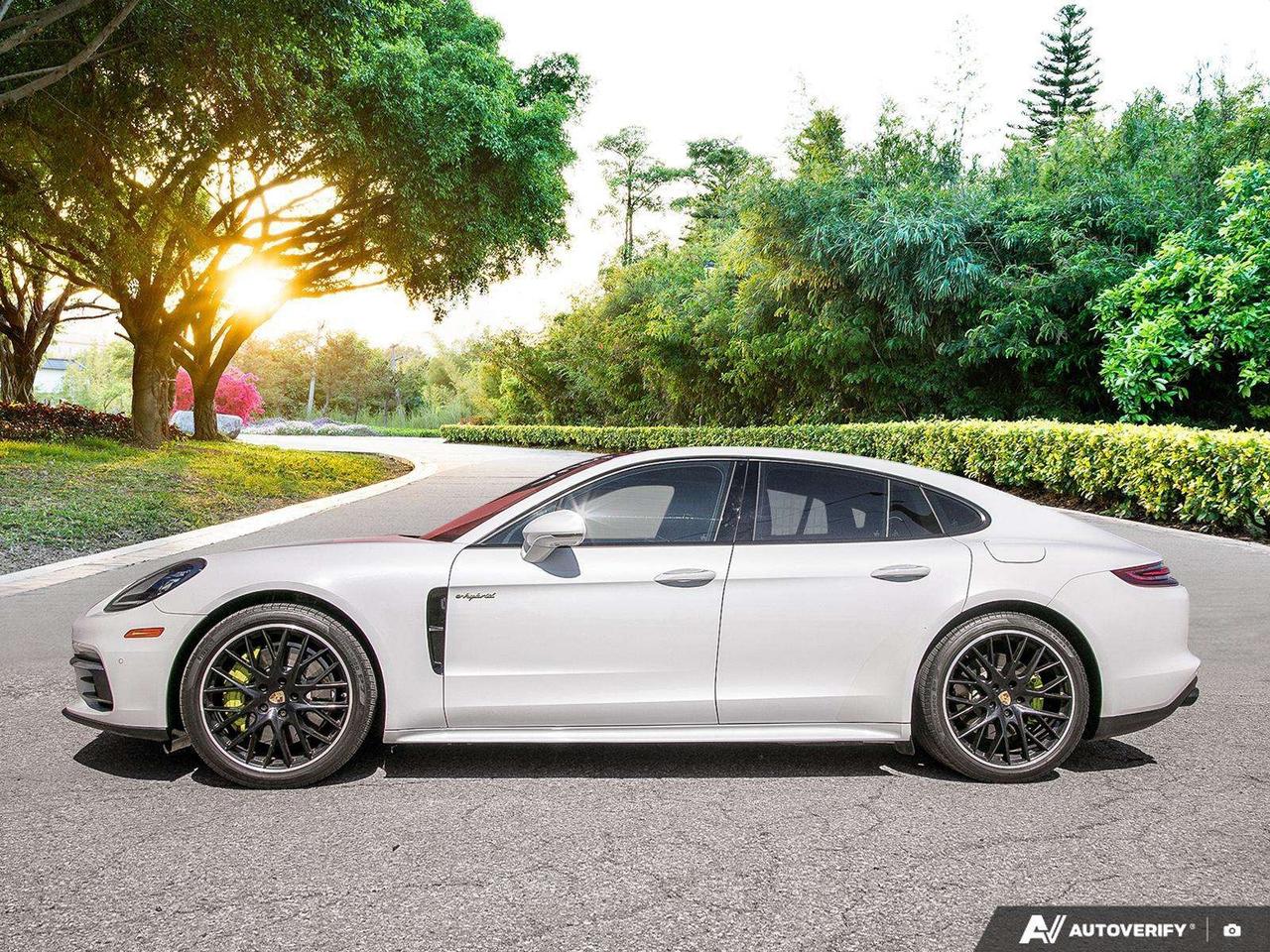 2018 Porsche Panamera AWD   E-Hybrid   2.9 V6 Photo