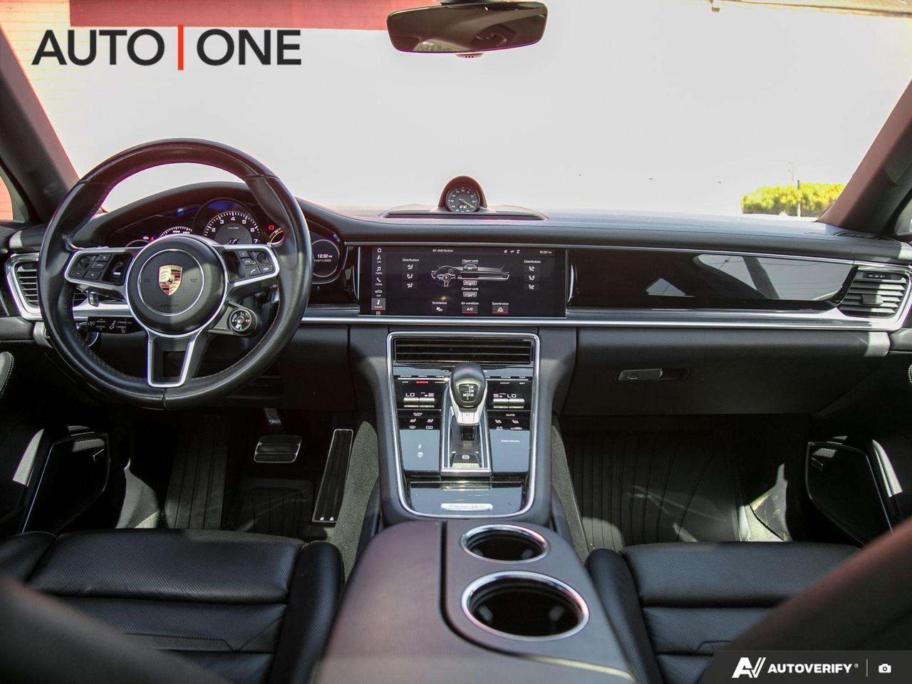 2018 Porsche Panamera AWD   E-Hybrid   2.9 V6 Photo