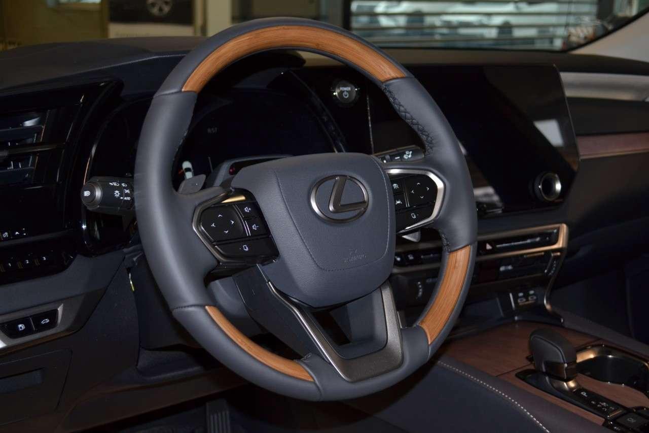 2026 Lexus RX 350H EXECUTIVE Photo