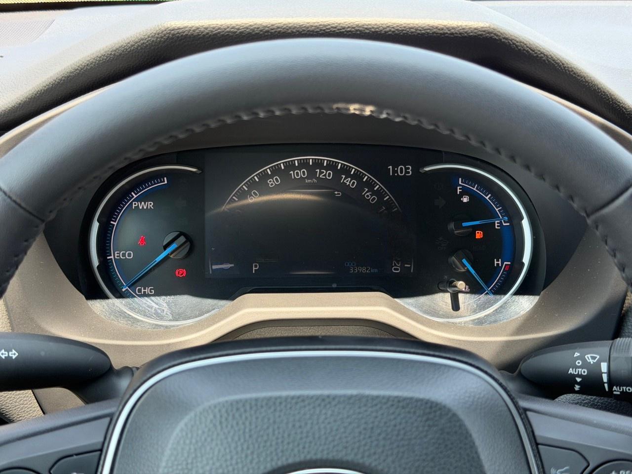 2025 Toyota RAV4 Hybrid SE AWD Photo