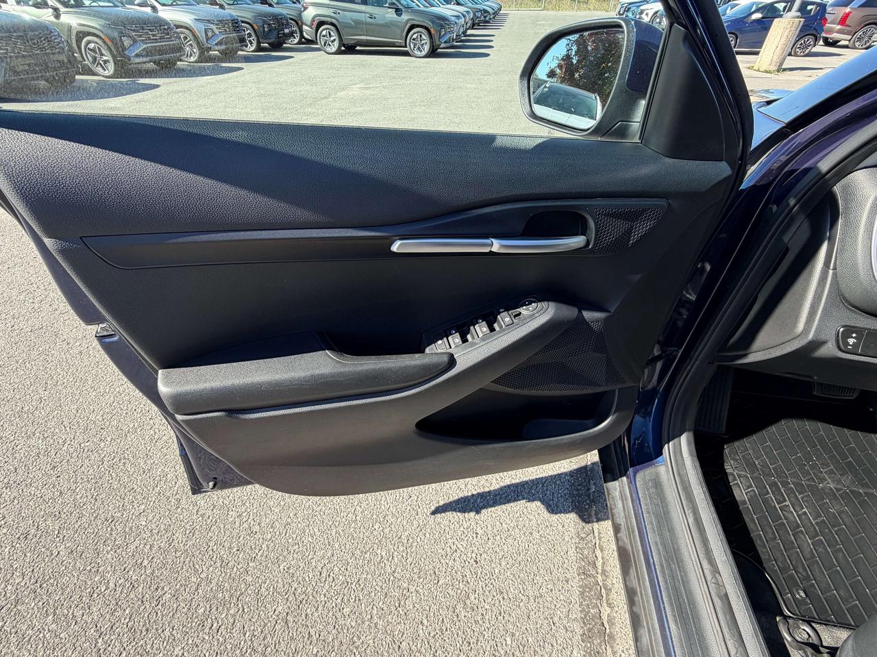 2021 Kia Seltos LX Photo