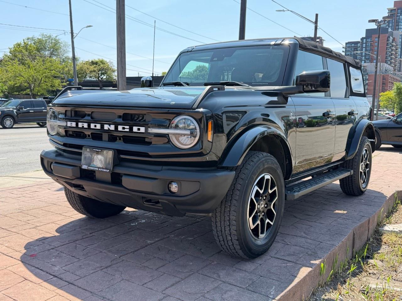 2022 Ford Bronco  Photo0