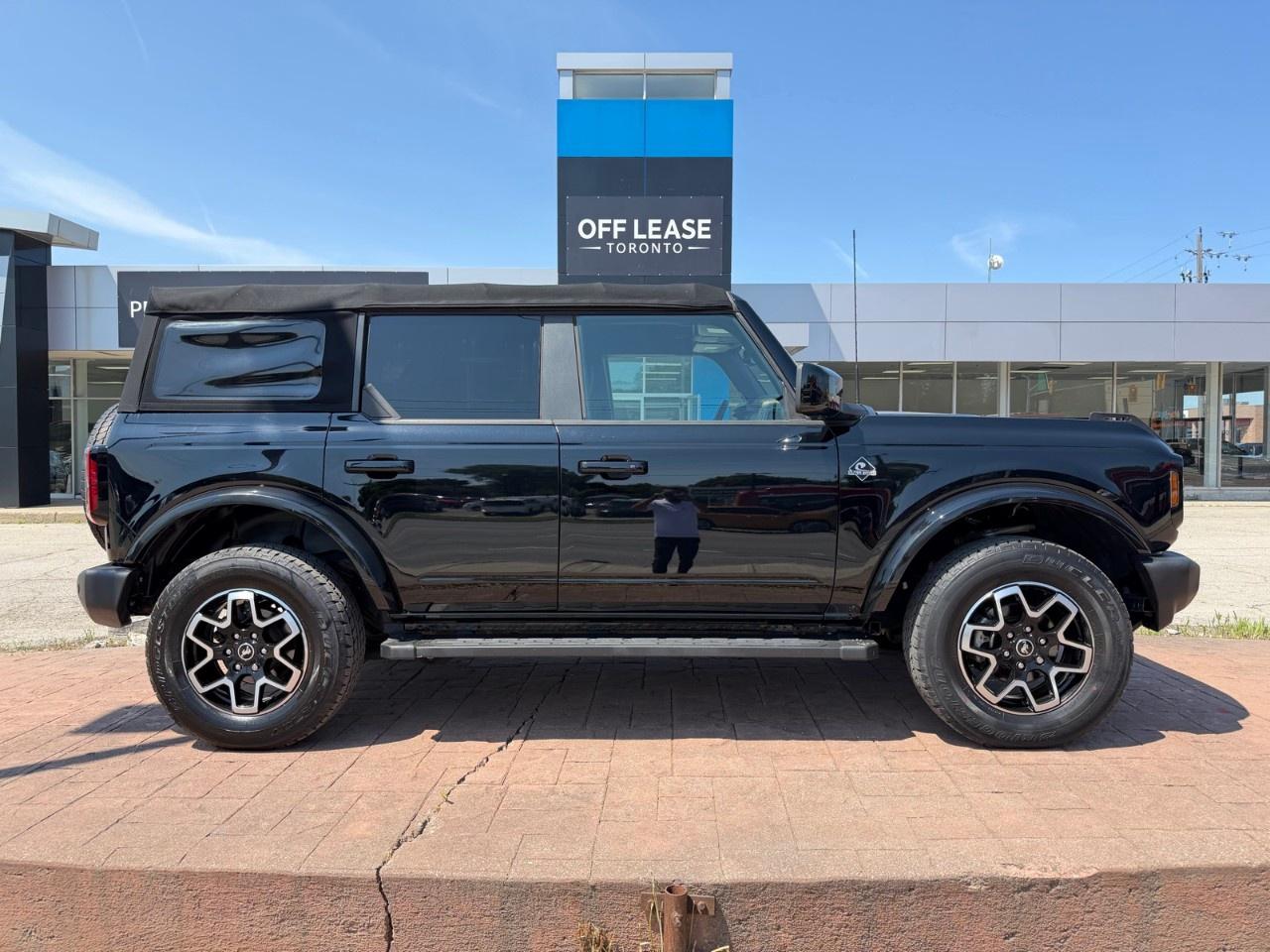 2022 Ford Bronco  Photo