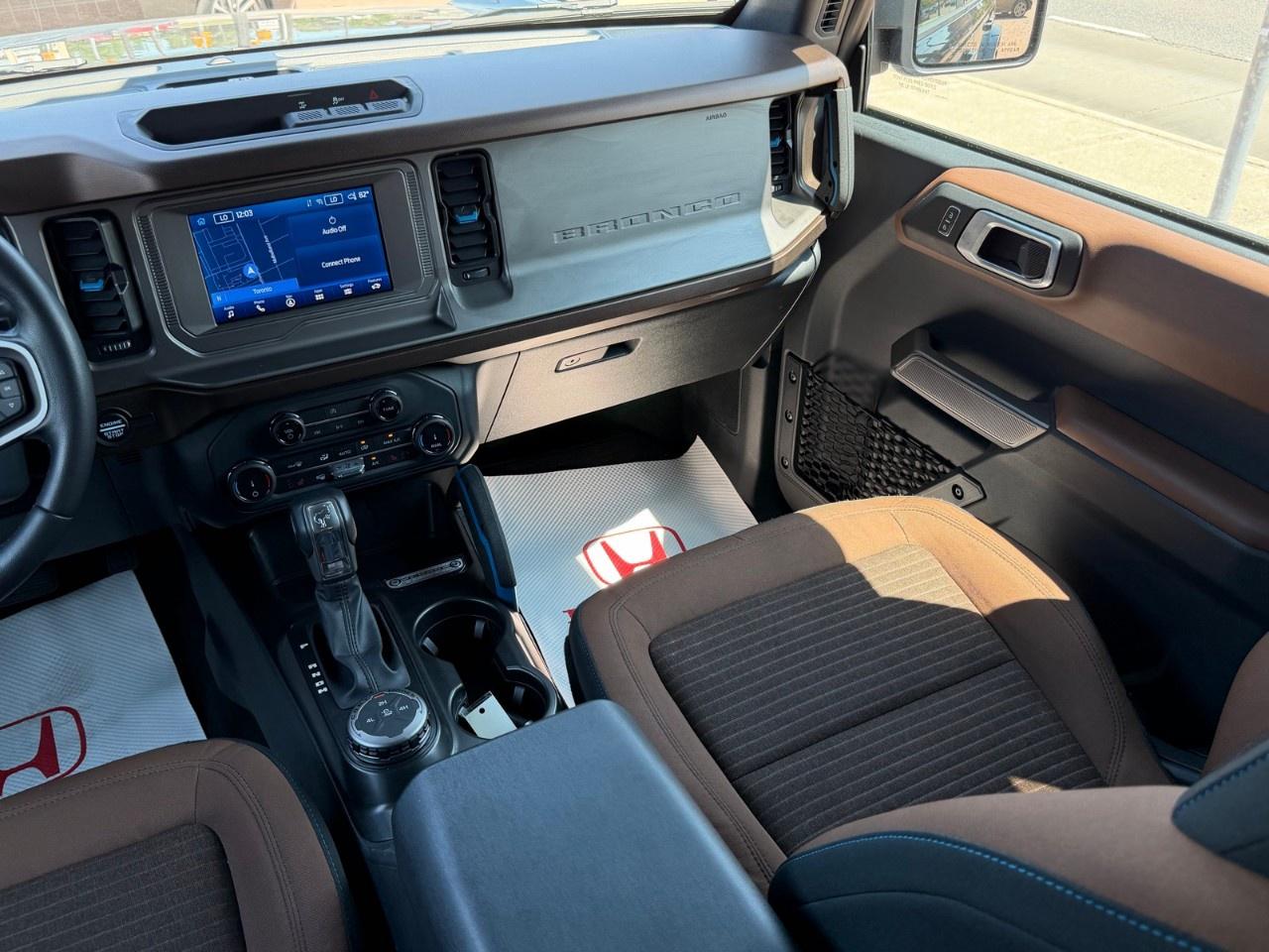 2022 Ford Bronco  Photo