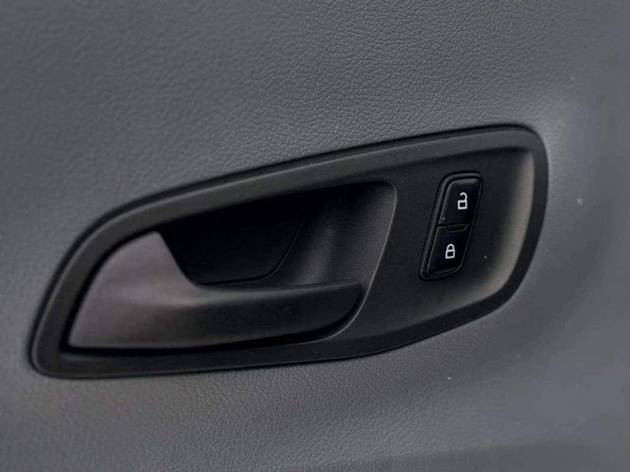 2018 Ford Others T-150 138 8600 Gvwr SRW Photo