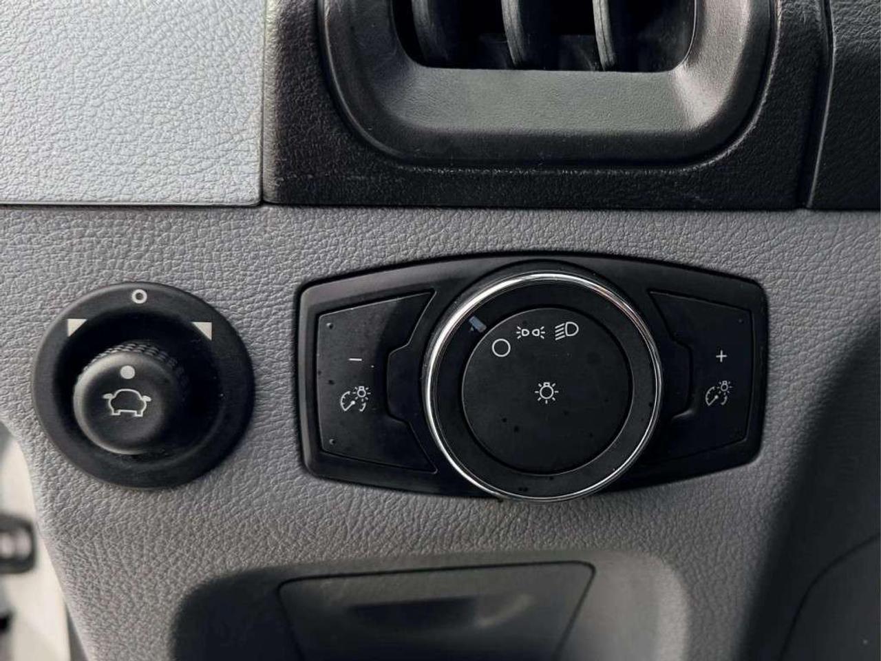 2018 Ford Others T-150 138 8600 Gvwr SRW Photo