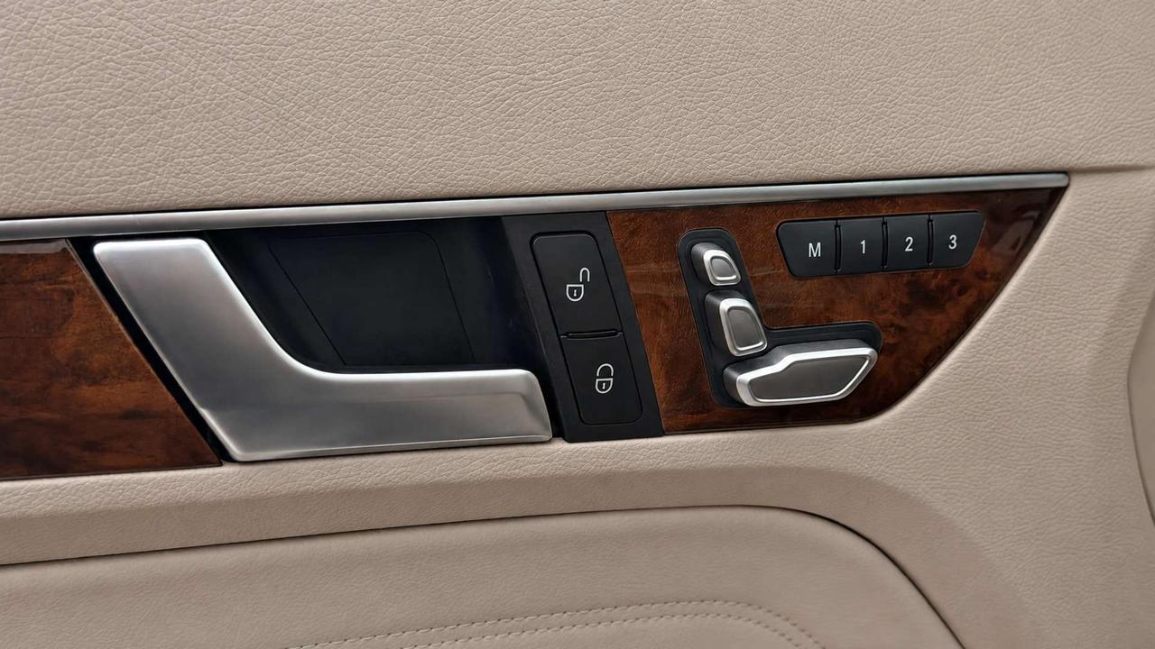 2016 Mercedes-Benz E-Class E 400   Certified   No Accident Photo