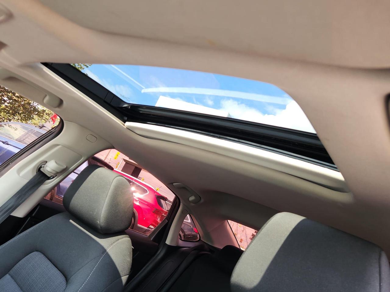 2022 Honda Civic EX 4dr Sedan Photo