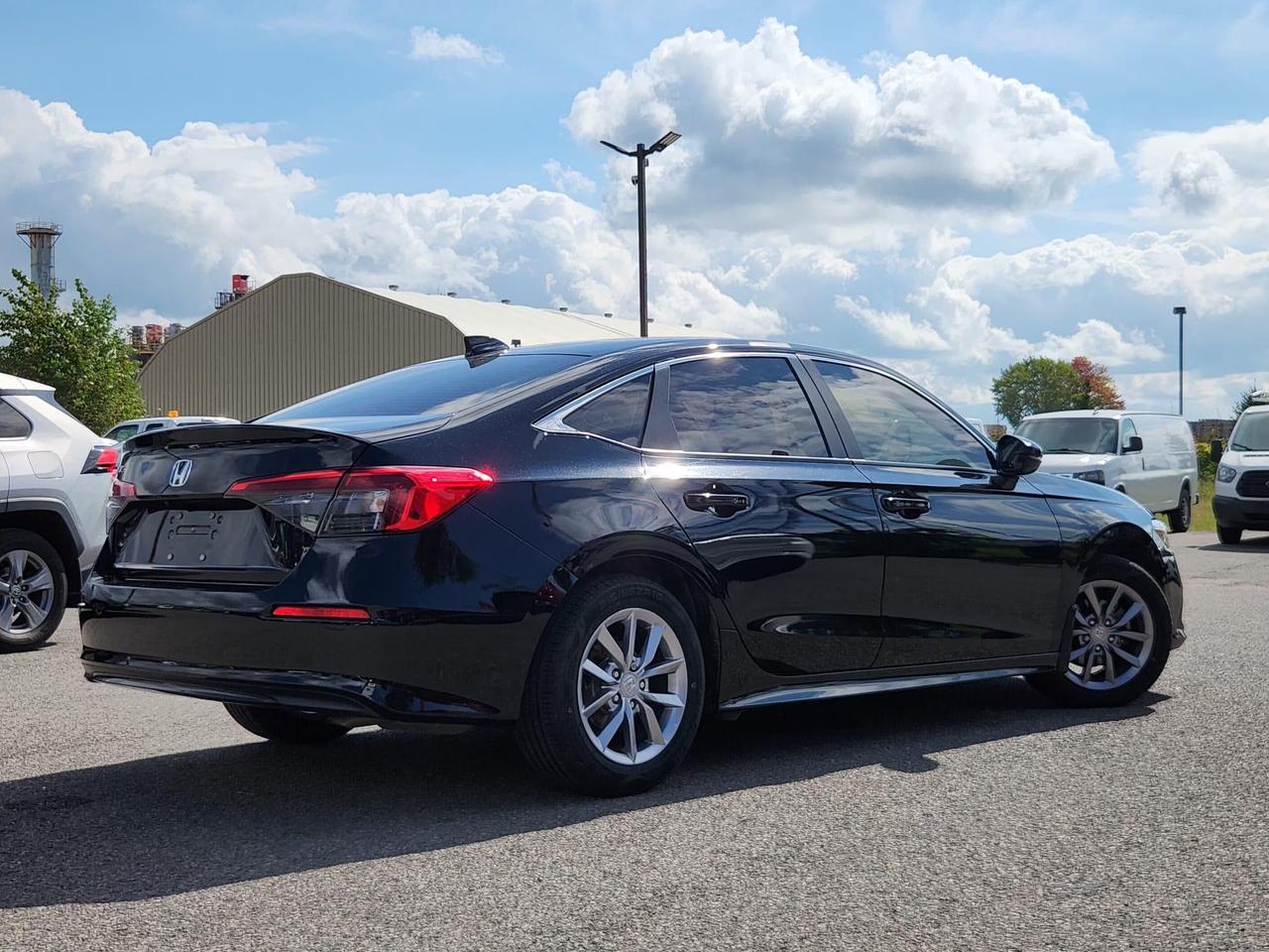 2022 Honda Civic EX 4dr Sedan Photo