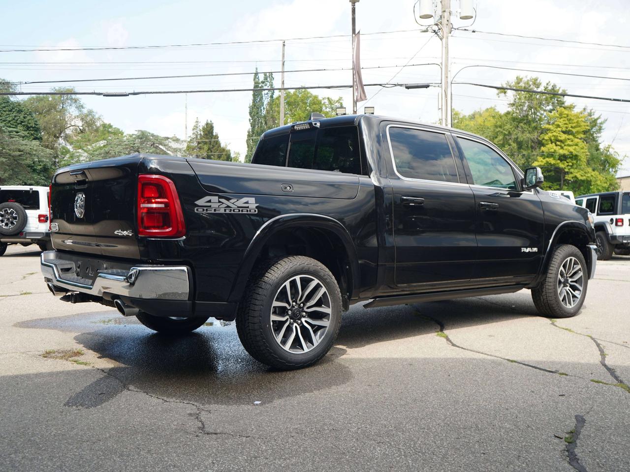 2026 RAM 1500 LIMITED LONG HORN LEVEL EQUIPMENT, DUAL SUNROOF Photo