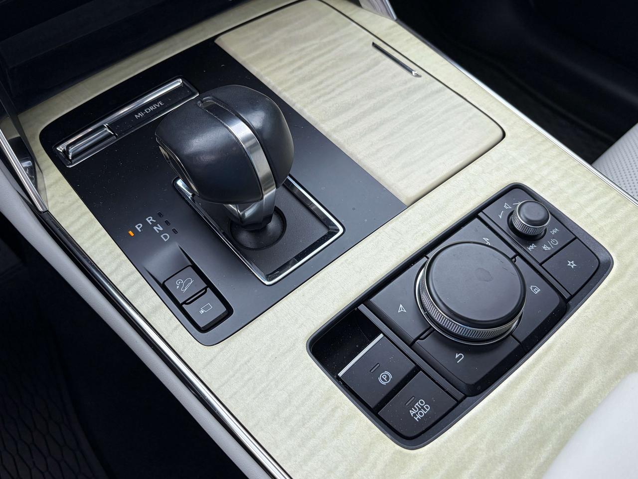 2024 Mazda CX-90 MHEV Signature Photo