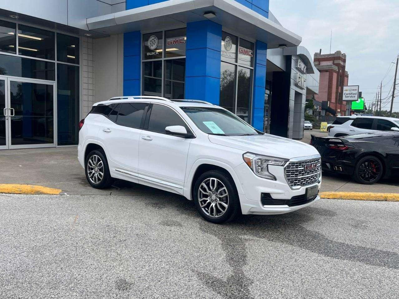 2024 GMC Terrain DENALI CPO RATES APPLY! Photo2