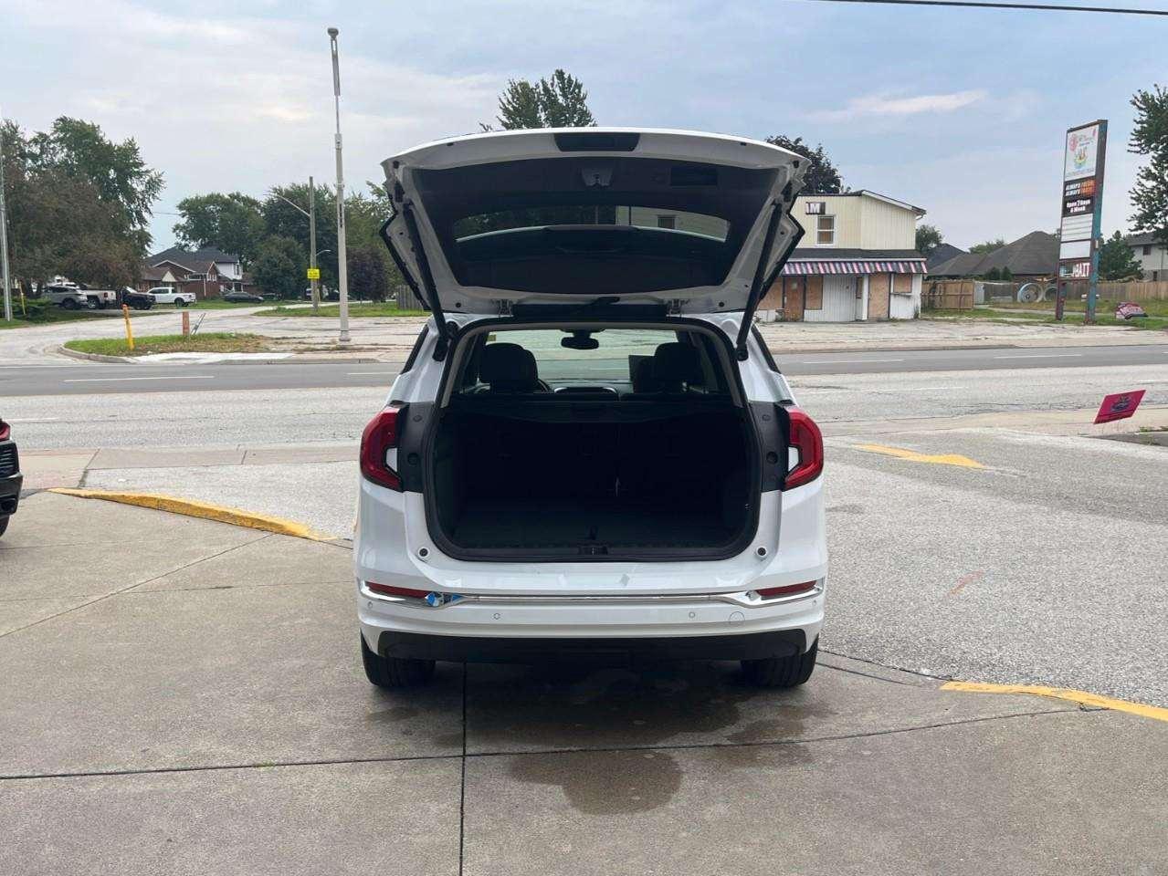 2024 GMC Terrain DENALI CPO RATES APPLY! Photo