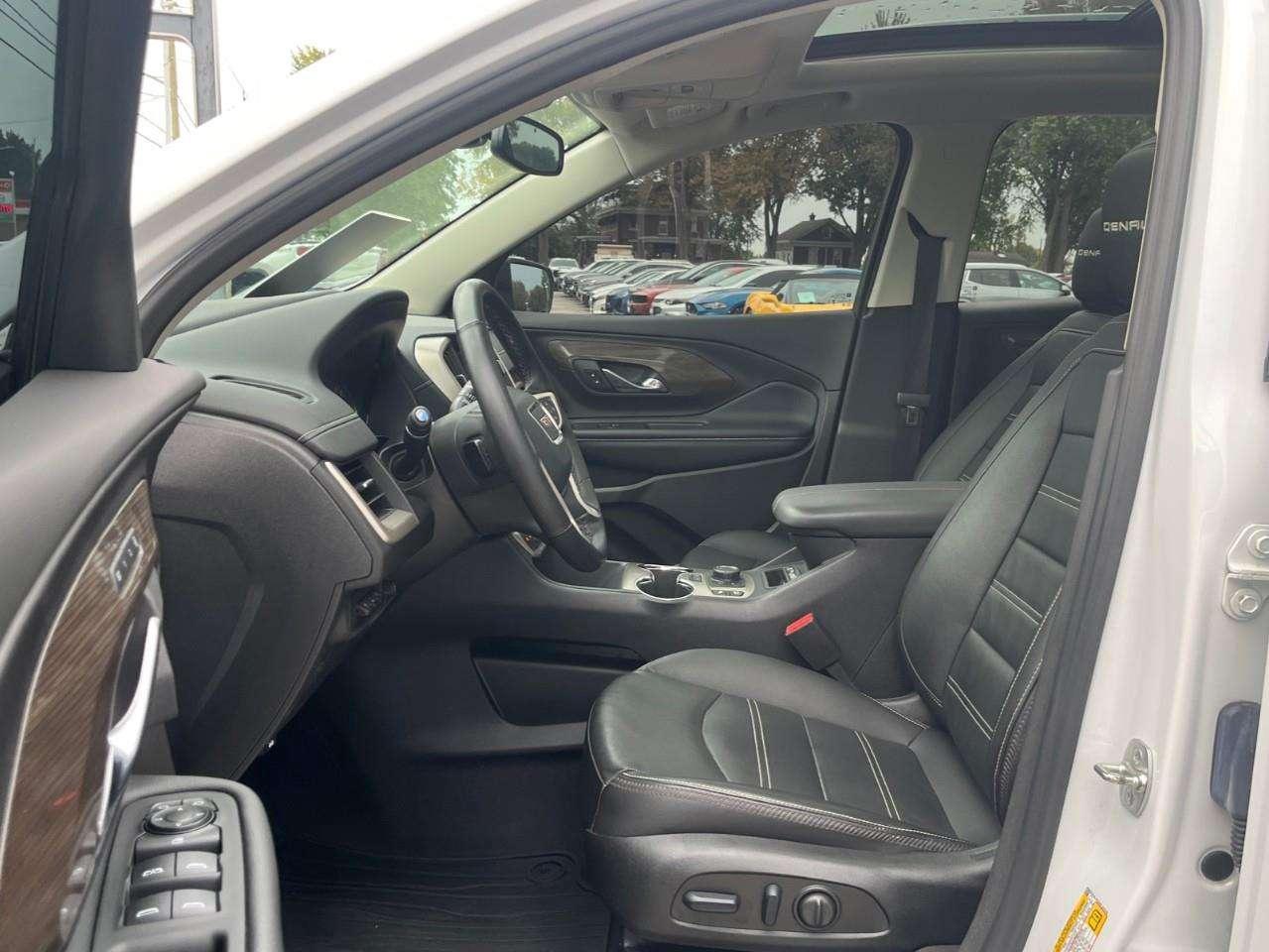 2024 GMC Terrain DENALI CPO RATES APPLY! Photo