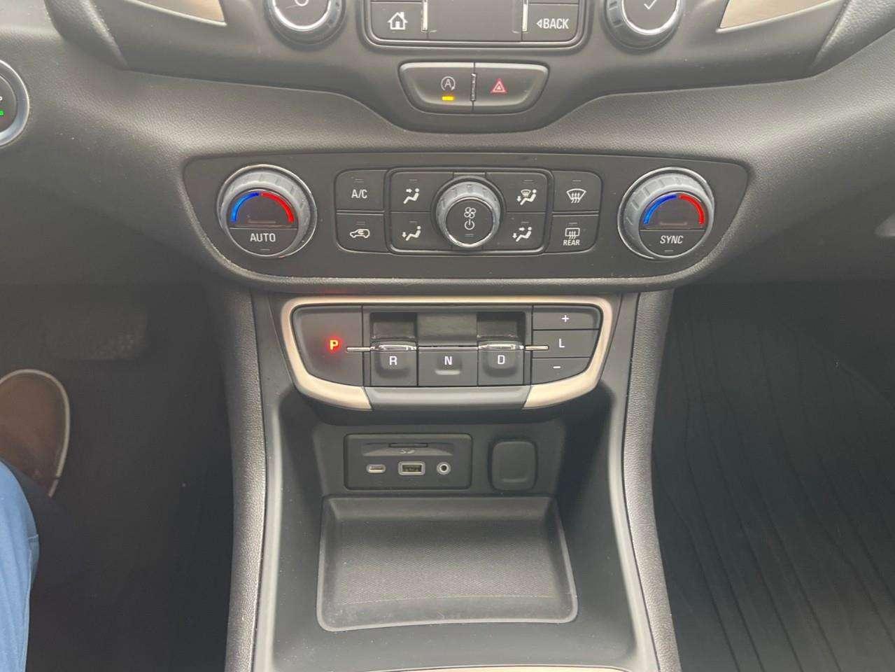 2024 GMC Terrain DENALI CPO RATES APPLY! Photo