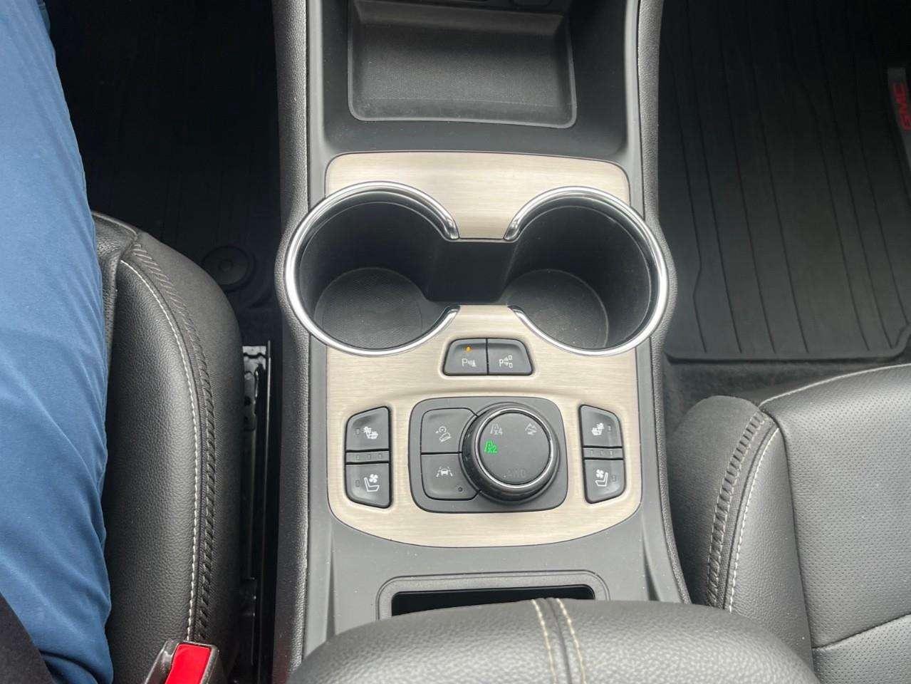 2024 GMC Terrain DENALI CPO RATES APPLY! Photo